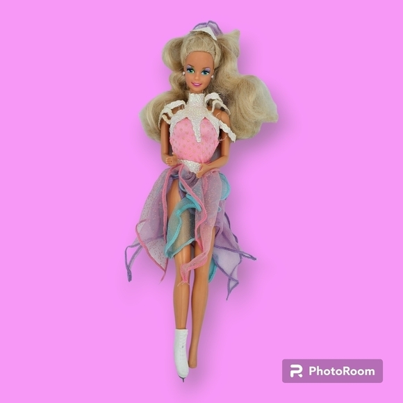 1989 Barbie Ice Capades Doll - Picture 1 of 6